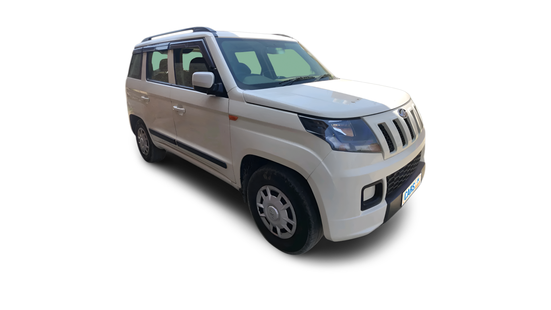 Mahindra TUV300-img